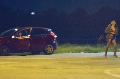 Bari, il Covid non frena i patiti del sesso: né mascherina né preservativi 