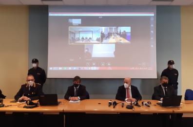 Bari, fermato 36enne affiliato all'Isis: partecipò alla strage del Bataclan. Indottrinato a Londra: «Puglia crocevia del terrorismo»