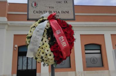 Bari ricorda i 43 anni dalla strage di Via Fani: depositata corona di fiori