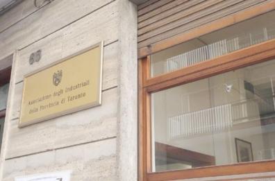 Taranto, frizioni interne in Confindustria: si dimette presidente Marinaro