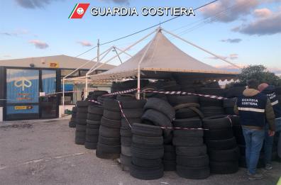 Monopoli, capannone industriale era diventato discarica a cielo aperto: una denuncia