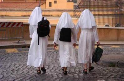 Bari, focolaio in convento: morte quattro suore 
