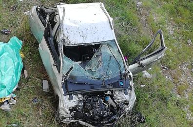 Schianto tra Adelfia e Sannicandro, auto finisce giù da un cavalcavia: 2 morti