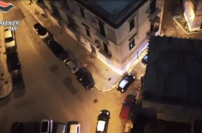 Blitz carabinieri a Trani, 7 arresti, la droga era nel fasciatoio del bambino