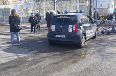 Bari, Palacarrassi chiuso: niente vaccini
E arrivano i carabinieri