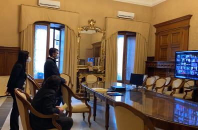 Bari, borse  di studio ai laureati con tesi sulla città