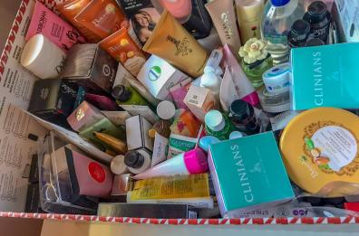 Potenza, un beauty-case con cosmetici donati alle mamme più bisognose 