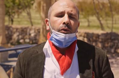 «La Vacinada», Checco Zalone canta la pandemia, e nel video c'è anche Helen Mirren