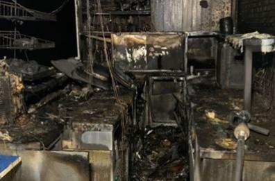 Taranto, rogo doloso in una frutteria