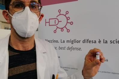 Vaccini in Puglia, superata quota 1 mln e 400 dosi inoculate