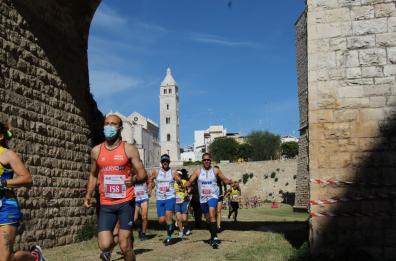 Barletta, una mezza maratona con tanta voglia di ripartire