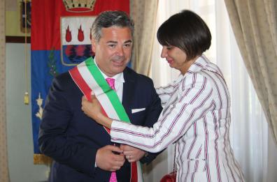 Foggia, Landella dimissionario, la moglie indagata per corruzione