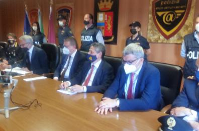 Caso Landella, politica e partiti già divisi su come far ripartire la città