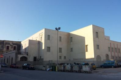 Trani, Palazzo Carcano, via alla petizione