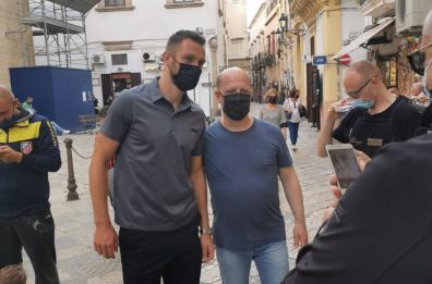 De Vrij, campione d'Italia in vacanza a Gallipoli: il video 