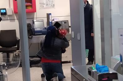 Tiggiano, mamma e figlia si riabbracciano dopo 5 anni