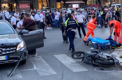 Bari, scontro tra auto e moto su Corso Cavour: un ferito 