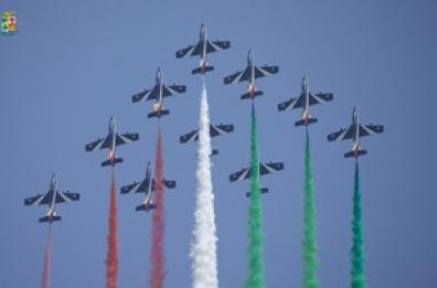 SailGP, a Taranto per i super catamarani arrivano le Frecce Tricolori