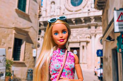 Barbie in Town sbarca in Salento: gli scatti a Lecce capitale del Barocco 