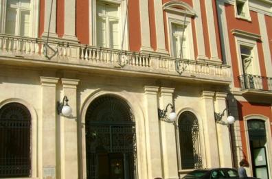 Altamura, due assistenti sociali aggrediti per strada da una coppia