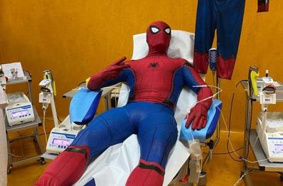 Conversano, Giornata mondiale della donazione del sangue: il testimonial è Spiderman 