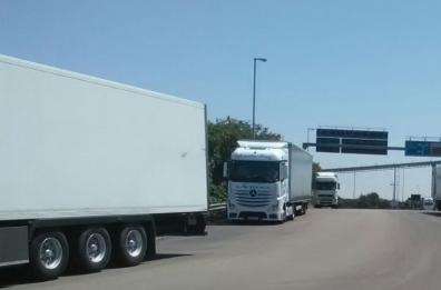 Brindisi, un chilo di coca nel doppiofondo del tir
