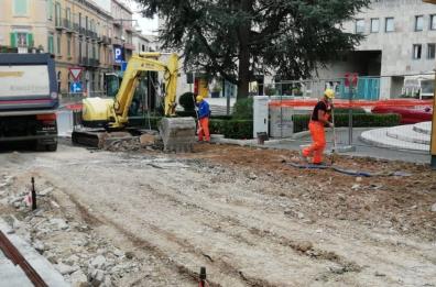 Bari, cento  milioni della Regione per rifare le strade comunali