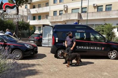 Carmiano,   Faider fiuta la droga e scattano due arresti