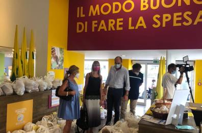 Povertà, a Taranto torna «spesa sospesa»