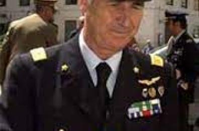 Bari, morto il generale Mazzone. Decaro: «Non lo dimenticheremo»