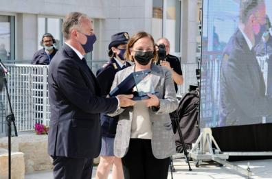 Trani, il ministro Lamorgese inaugura la caserma dei carabinieri