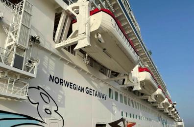 Migranti: in 34 da martedì bloccati su una nave nel porto di Brindisi