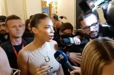 Bif&st a Bari, è il giorno di Elodie: premiata per Ti Mangio il Cuore «Non me lo aspettavo»