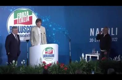Ron Moss, il Ridge di Beautiful da Silvio Berlusconi: «Amo la Puglia»