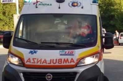 Statale 106, carambola di tre auto all'altezza dello svincolo per Chiatona: sette feriti, tre gravi