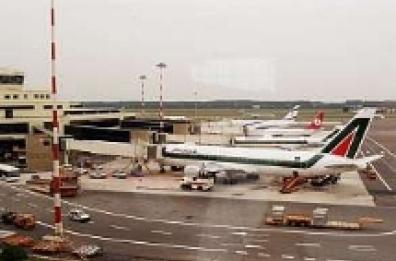 Alitalia - La scure su Malpensa