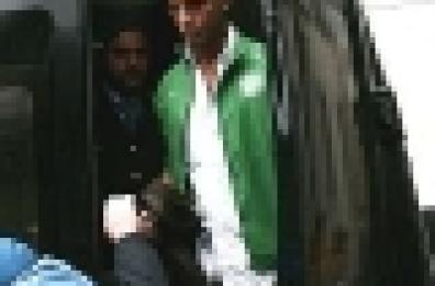 Denaro falso - Fabrizio Corona ha "patteggiato" 18 mesi: scarcerato