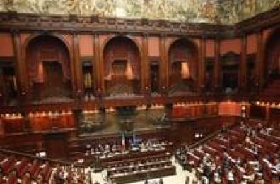 Enti locali, no taglio consiglieri
