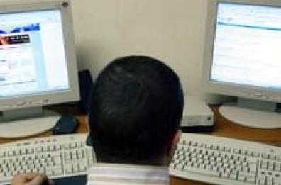 Si spaccia funzionario Sisal
truffa edicolante a Gallipoli