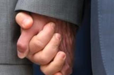 Brindisi, 50enne arrestato
per stalking all'ex compagno
