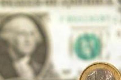 Cambi: euro apre a 1,2617 sul dollaro