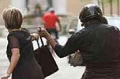 Scippa 85enne ad Andria, 37enne finisce in carcere