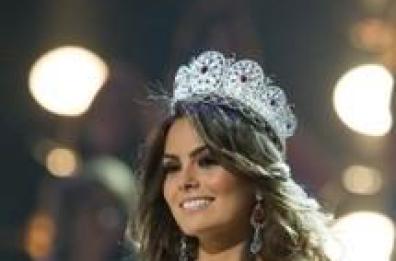 Miss Universo: vince Jimena Navarrete