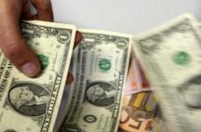 Cambi: euro in rialzo a 1,2641 dlr