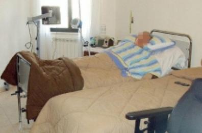 Stigliano, l'hospice va in tilt
un medico e pochi infermieri