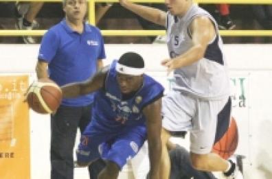 Basket, l'americano Dixon lascia l'Happy Casa Brindisi