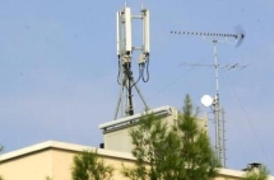 Smontata la contestata
 antenna di telefonia