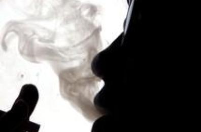 Agente penitenziario morto per fumo passivo a Lecce: famiglia risarcita con 1 mln di euro