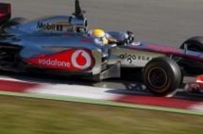 F1: Hamilton, McLaren lenta e in ritardo