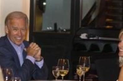 Cena a due per Biden e consorte a Roma